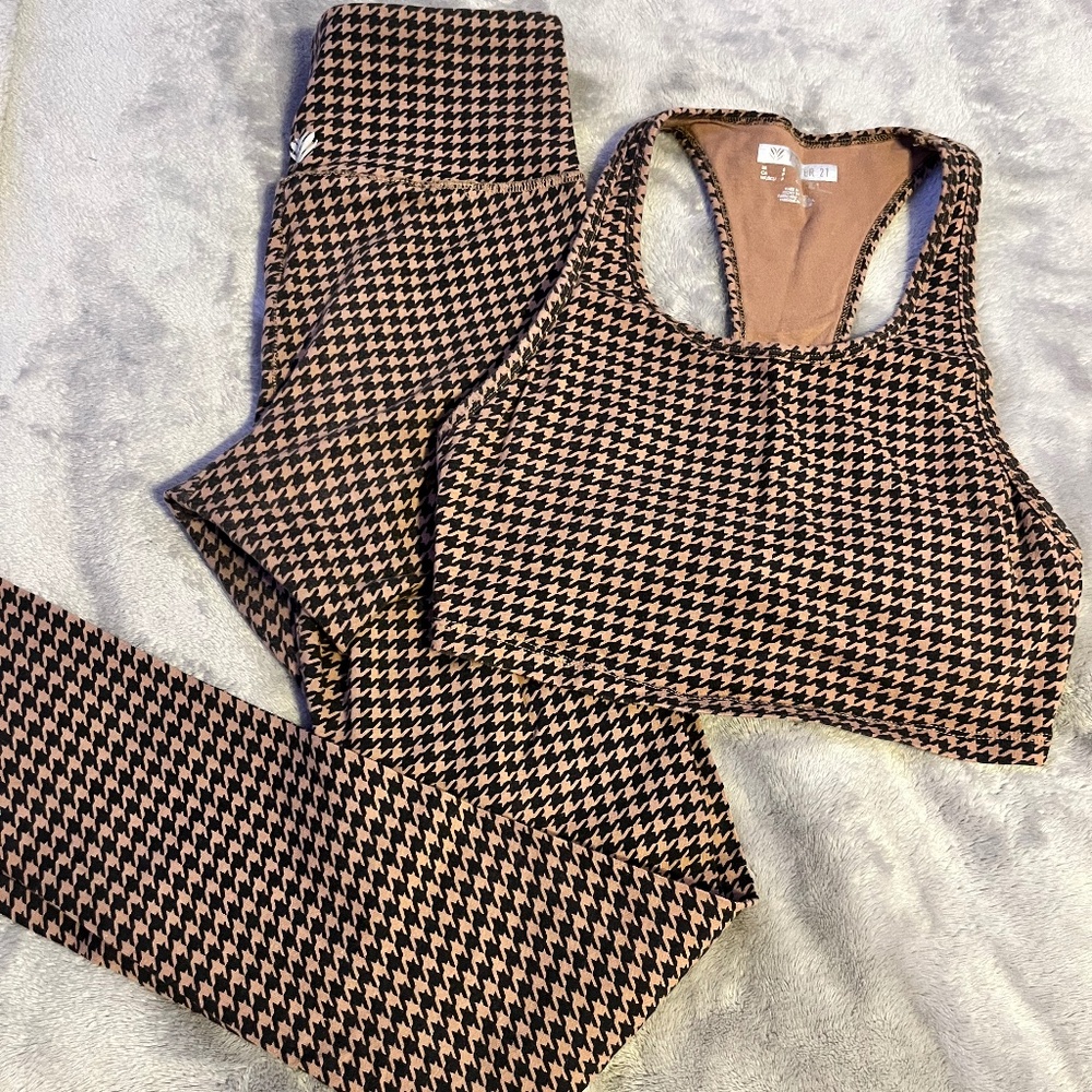 Forever 21 workout set